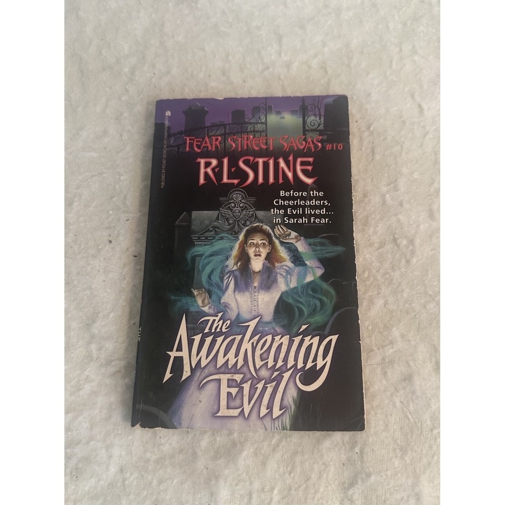 Vintage R.L. Stine FEAR STREET SAGAS #10 The Awakening Evil Paperback Book 1st